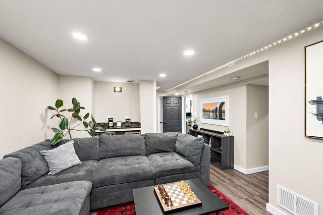 1477 Louisiana Avenue S, Saint Louis Park, MN 55426