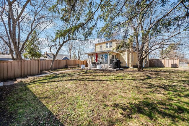 1477 Louisiana Avenue S, Saint Louis Park, MN 55426