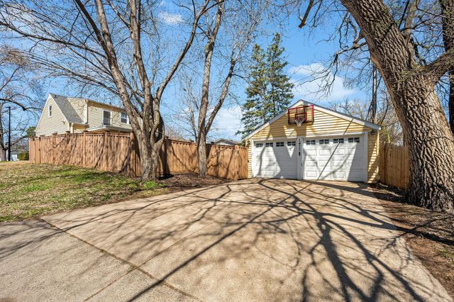 1477 Louisiana Avenue S, Saint Louis Park, MN 55426
