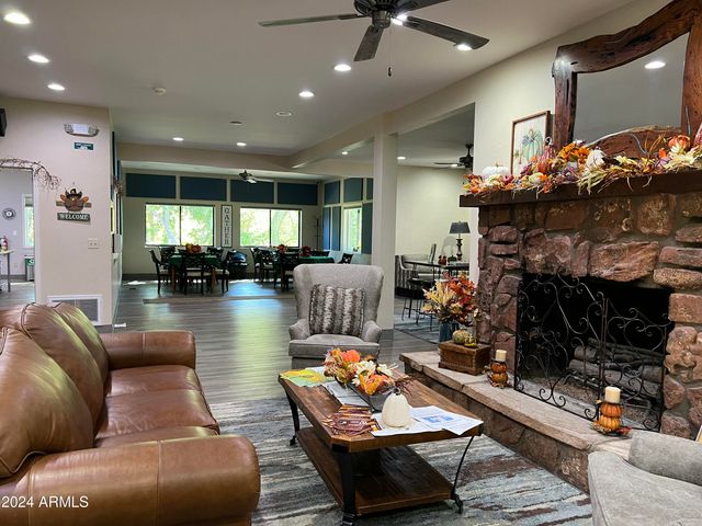 685 SHADOW MOUNTAIN Drive 593, Prescott, AZ 86301