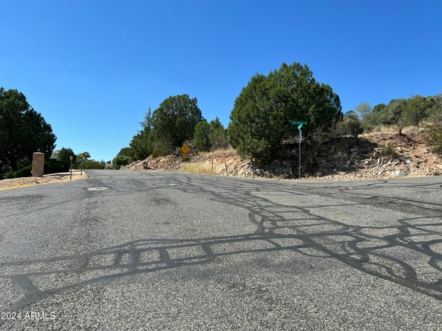 685 SHADOW MOUNTAIN Drive 593, Prescott, AZ 86301