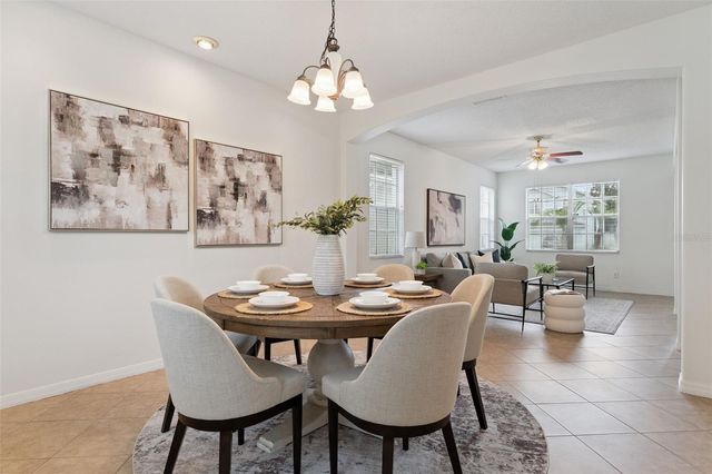 2008 CHAPMAN OAKS DRIVE, Oviedo, FL 32765