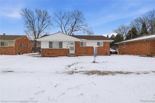 18072 Snow Avenue, Dearborn, MI 48124