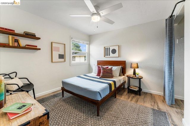 1802 Second M, Alameda, CA 94501