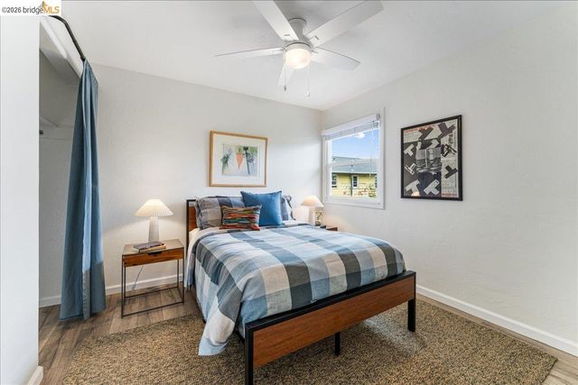 1802 Second M, Alameda, CA 94501
