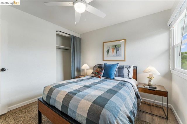 1802 Second M, Alameda, CA 94501