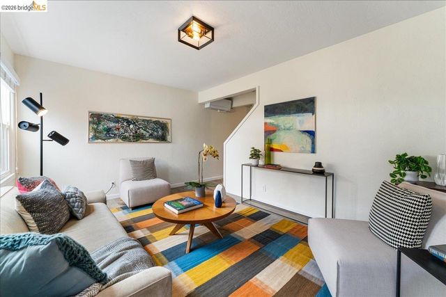 1802 Second M, Alameda, CA 94501