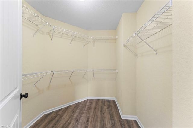 1250 Hosier RD, Suffolk, VA 23434