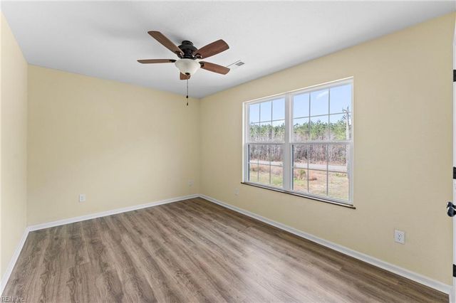 1250 Hosier RD, Suffolk, VA 23434