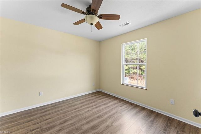 1250 Hosier RD, Suffolk, VA 23434