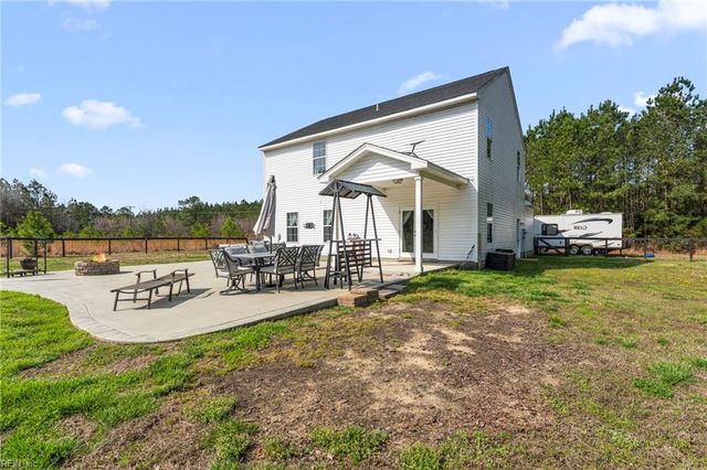 1250 Hosier RD, Suffolk, VA 23434