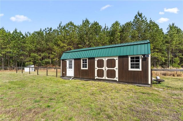 1250 Hosier RD, Suffolk, VA 23434