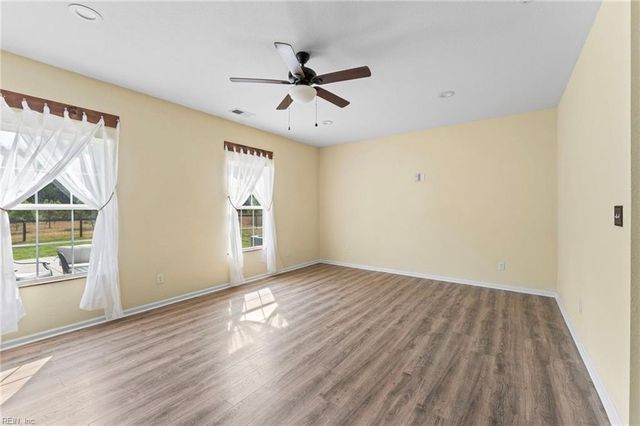 1250 Hosier RD, Suffolk, VA 23434