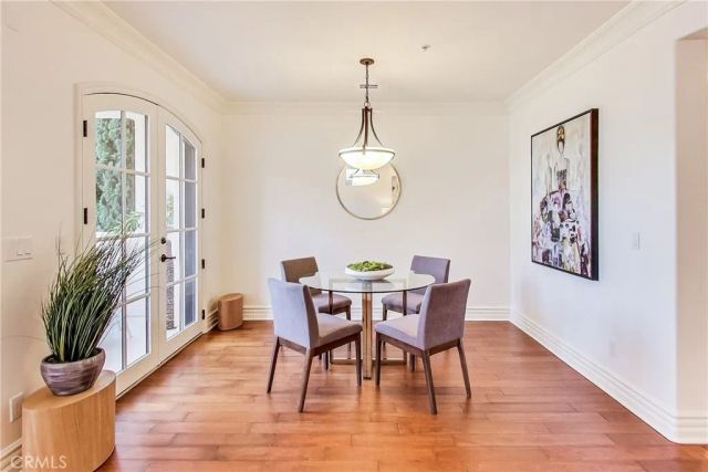 12026 Hoffman Street 201, Studio City, CA 91604