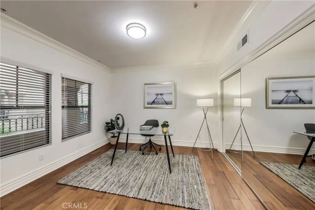 12026 Hoffman Street 201, Studio City, CA 91604