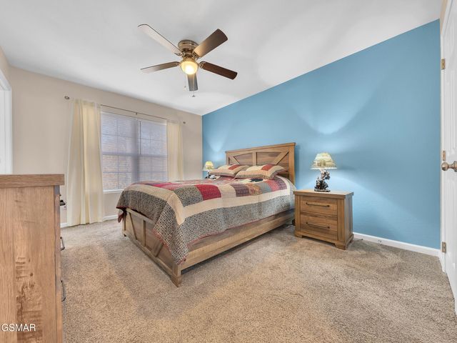 1044 Lake Smoky Road, Sevierville, TN 37876