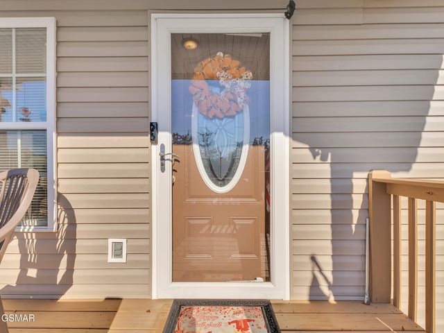 1044 Lake Smoky Road, Sevierville, TN 37876