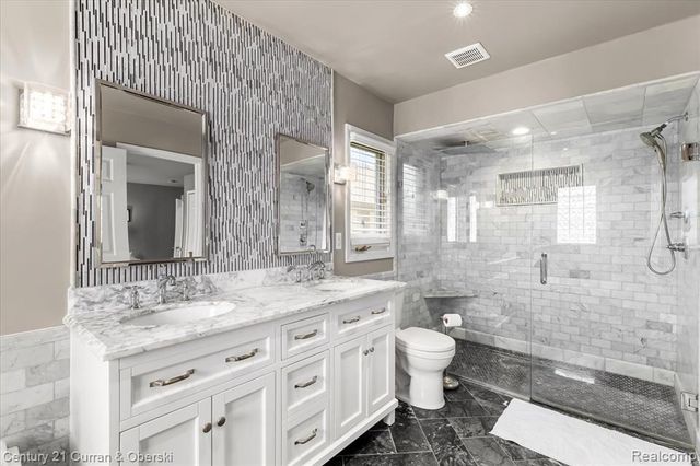 54806 Ashley Lauren Drive, Macomb, MI 48042