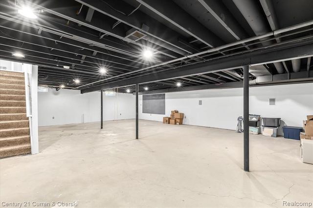 54806 Ashley Lauren Drive, Macomb, MI 48042