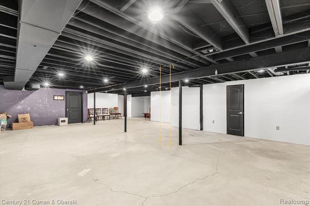 54806 Ashley Lauren Drive, Macomb, MI 48042