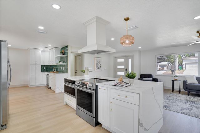 13956 80TH AVENUE, Seminole, FL 33776