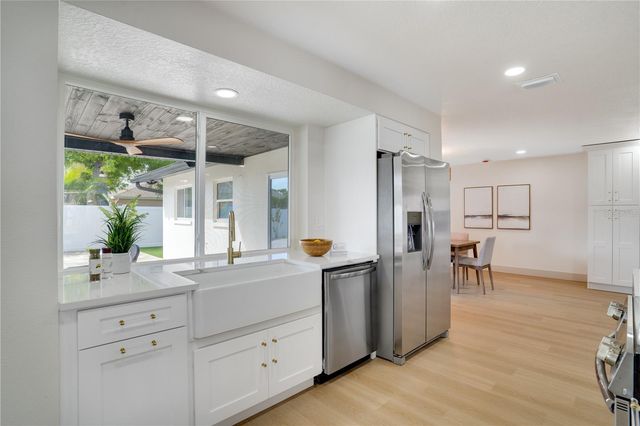 13956 80TH AVENUE, Seminole, FL 33776