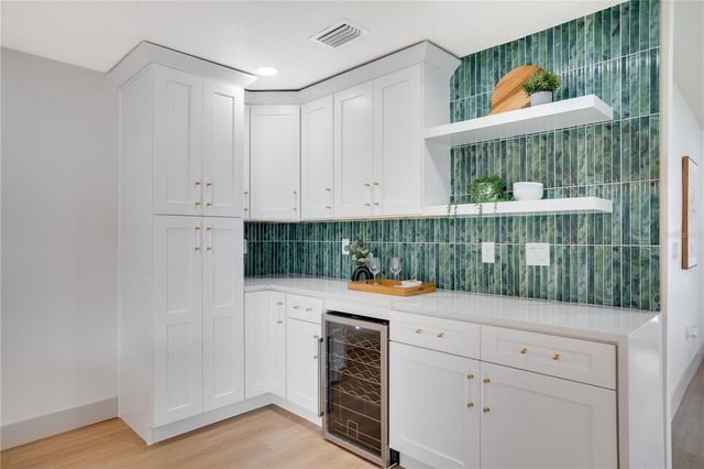 13956 80TH AVENUE, Seminole, FL 33776