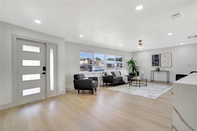 13956 80TH AVENUE, Seminole, FL 33776