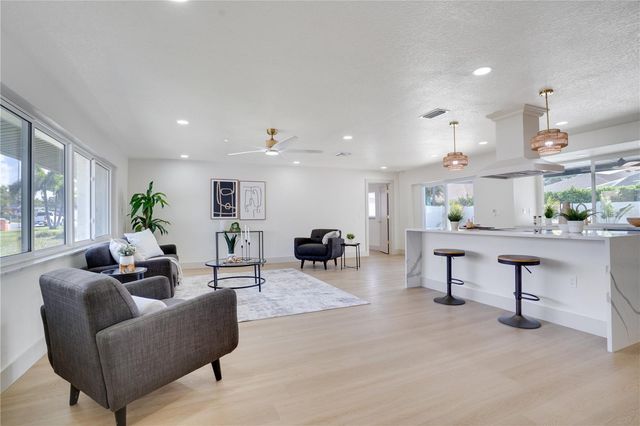 13956 80TH AVENUE, Seminole, FL 33776