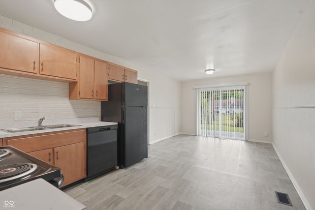 3857 Chateau Drive, Indianapolis, IN 46226