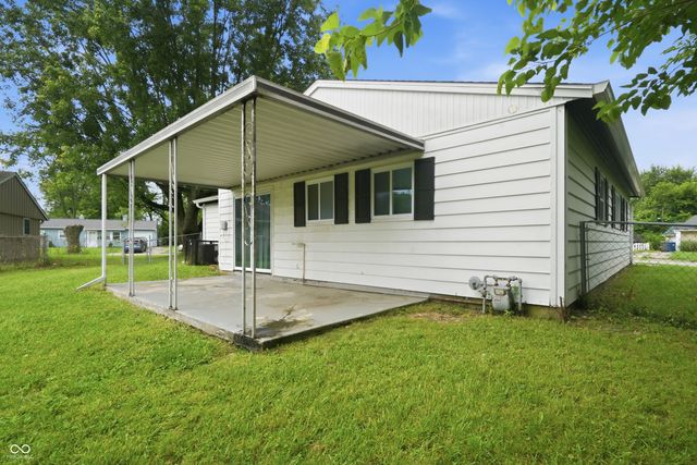 3857 Chateau Drive, Indianapolis, IN 46226