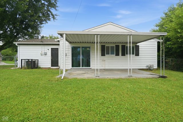 3857 Chateau Drive, Indianapolis, IN 46226