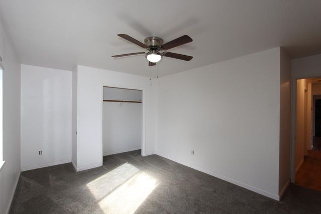 23288 Lone Pine Dr, Auburn, CA 95602