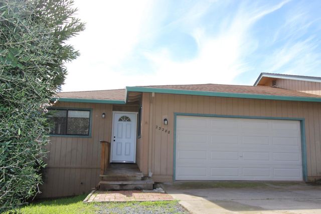 23288 Lone Pine Dr, Auburn, CA 95602