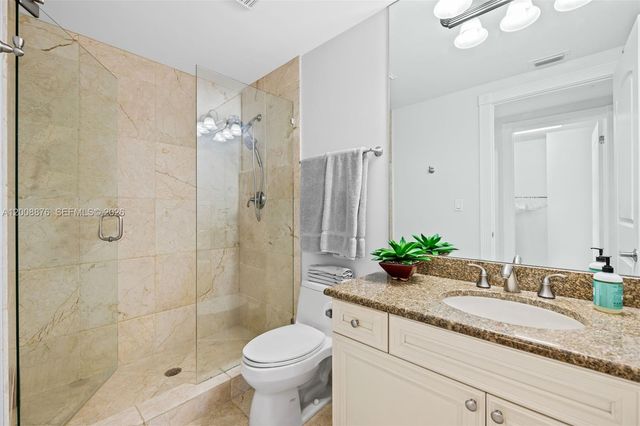 1414 SE 12th St 1B, Fort Lauderdale, FL 33316