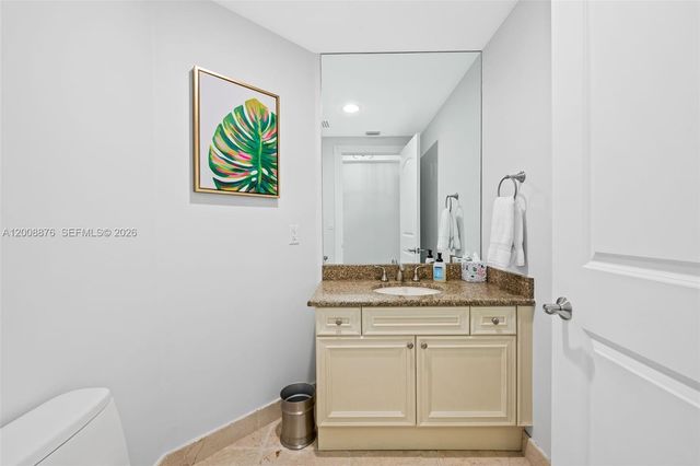 1414 SE 12th St 1B, Fort Lauderdale, FL 33316