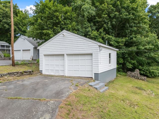 10 Sullivan Avenue, Salem, NH 03079
