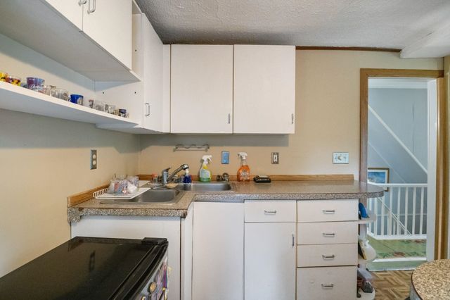 10 Sullivan Avenue, Salem, NH 03079