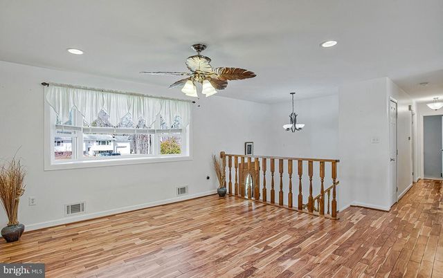 28760 HANCOCK DR, Mechanicsville, MD 20659