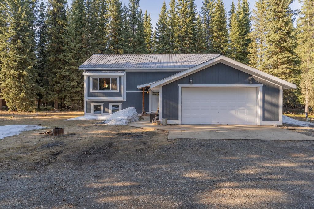 2531 CLYDESDALE DRIVE, North Pole, AK 99705
