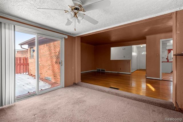 27051 Avondale Street, Inkster, MI 48141