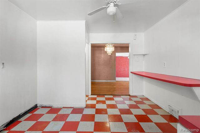 27051 Avondale Street, Inkster, MI 48141