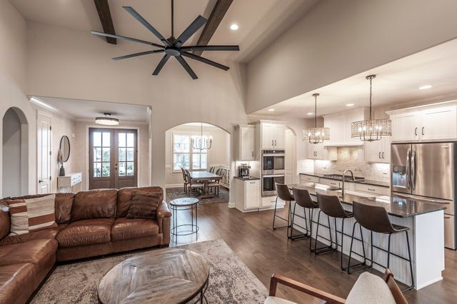 2024 Hawkwell Cir, Hendersonville, TN 37075