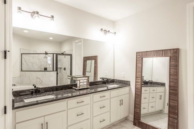 2024 Hawkwell Cir, Hendersonville, TN 37075