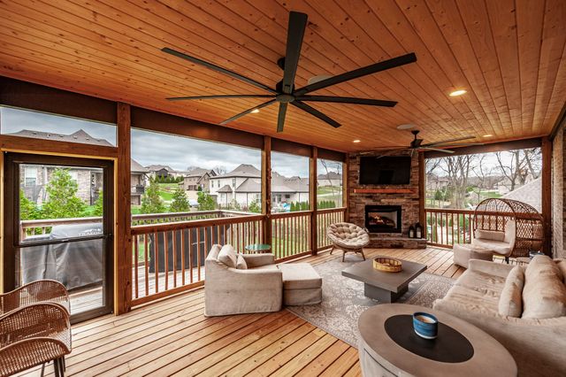 2024 Hawkwell Cir, Hendersonville, TN 37075