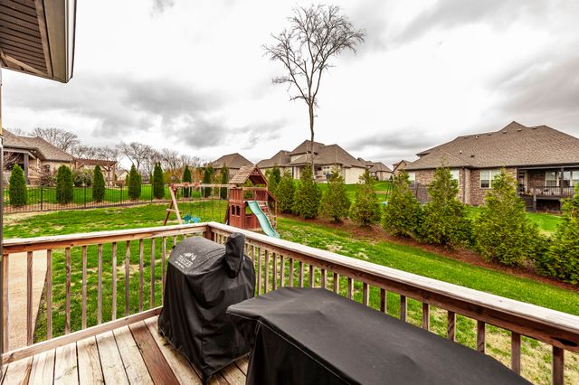 2024 Hawkwell Cir, Hendersonville, TN 37075