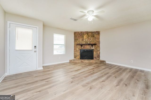 4964 Galbraith Circle, Stone Mountain, GA 30088