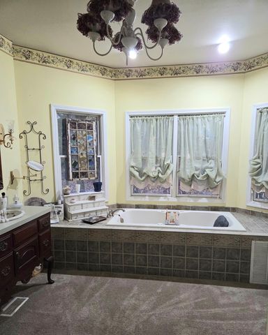 2S720 Nelson Lake Road, Batavia, IL 60510