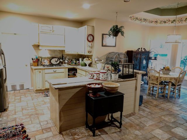 2S720 Nelson Lake Road, Batavia, IL 60510