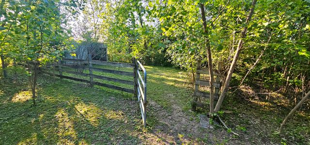 2S720 Nelson Lake Road, Batavia, IL 60510